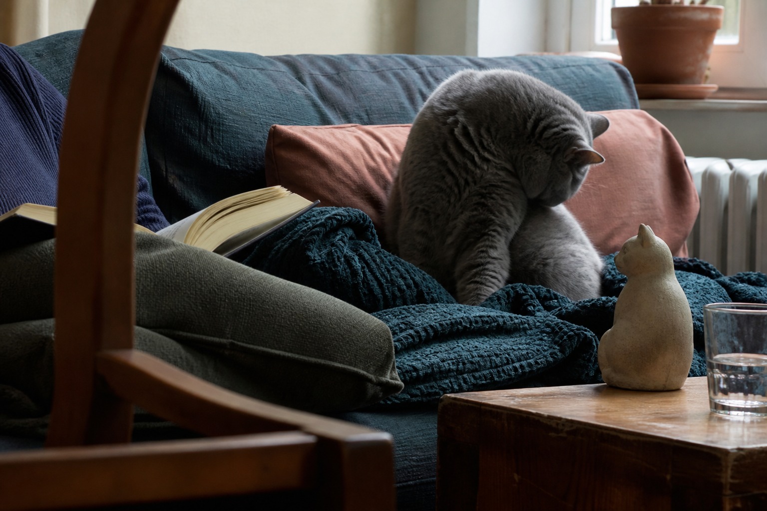 Cat-Lover Gifts That Are Actually Chic, Not Cringe: 12 Picks