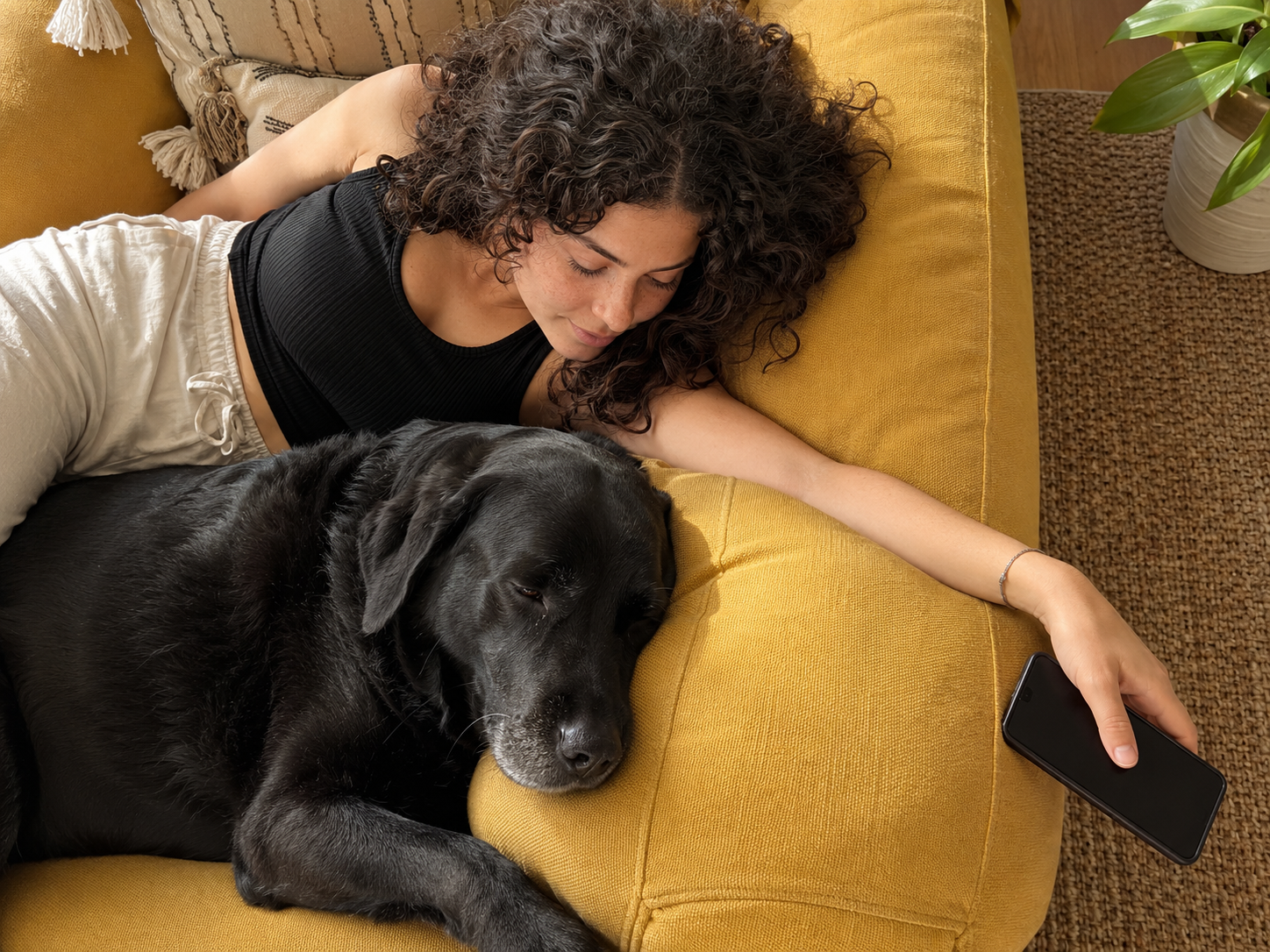 Stop Guessing What to Pay Your Dog Sitter. Here's the 2026 Going Rate