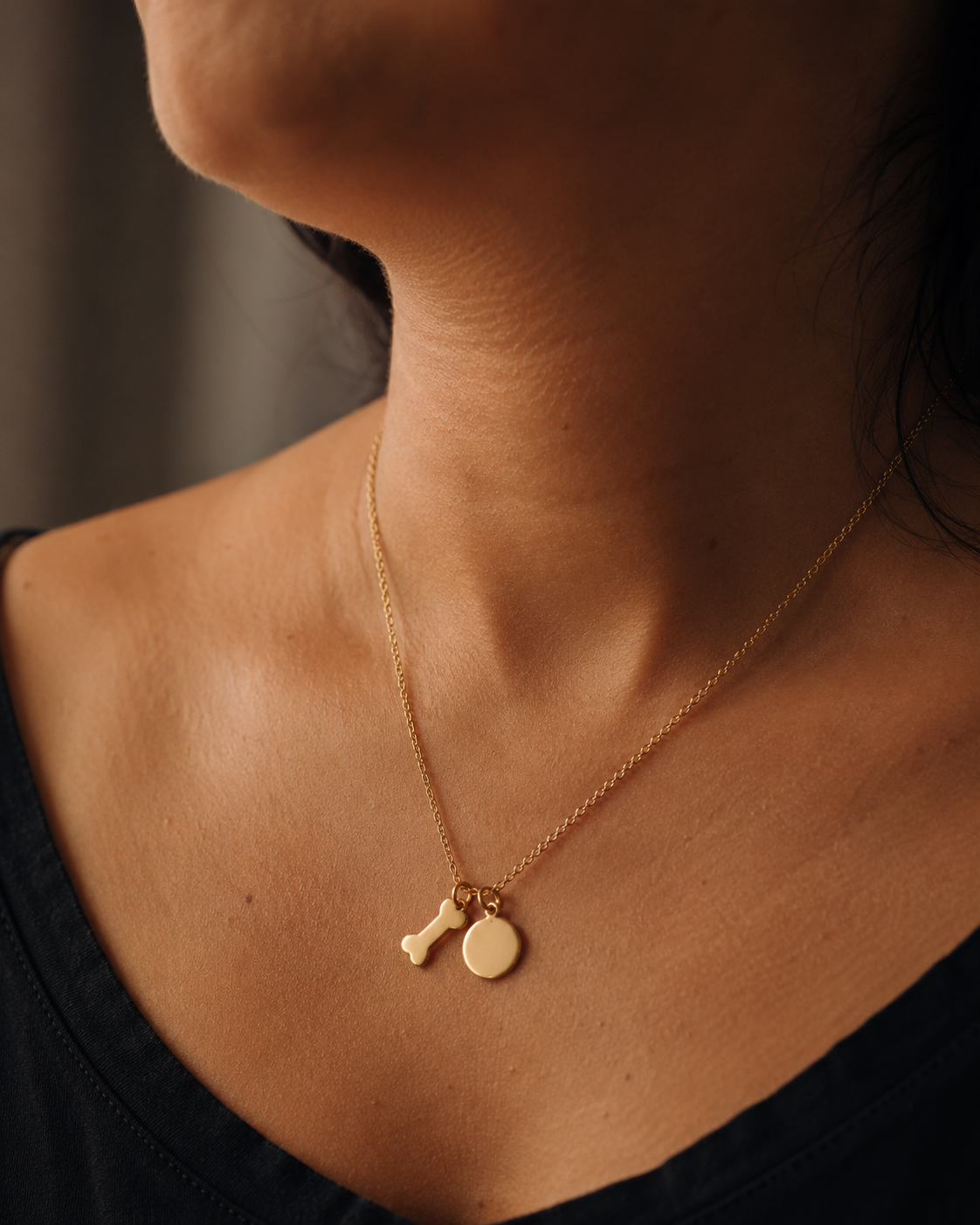 How to Buy Personalized Pet Jewelry You'll Actually Wear (11 Ideas)